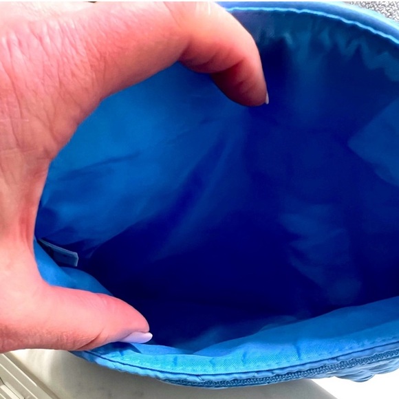 Vera Bradley Folded Flap Wristlet Cornflower Blue Quilted Clutch - Picture 4 of 6